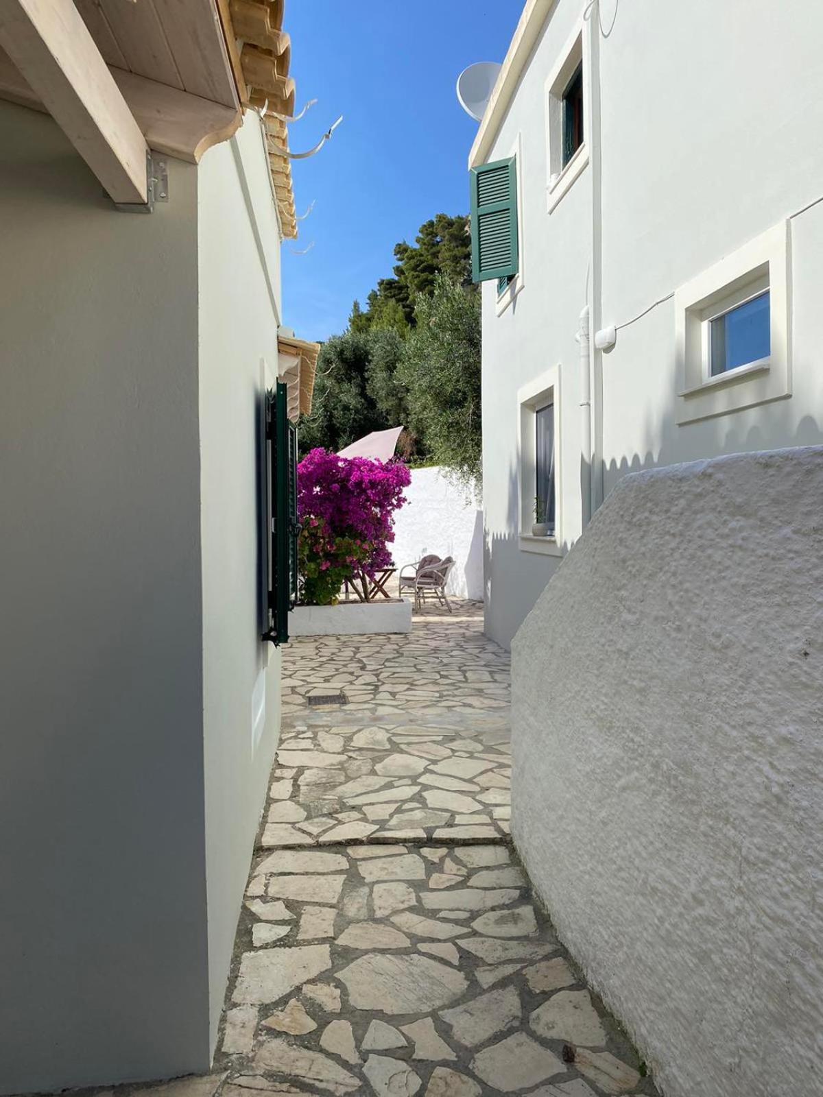 Vicky'S Panoramic View Apartments Pelekas Exterior photo